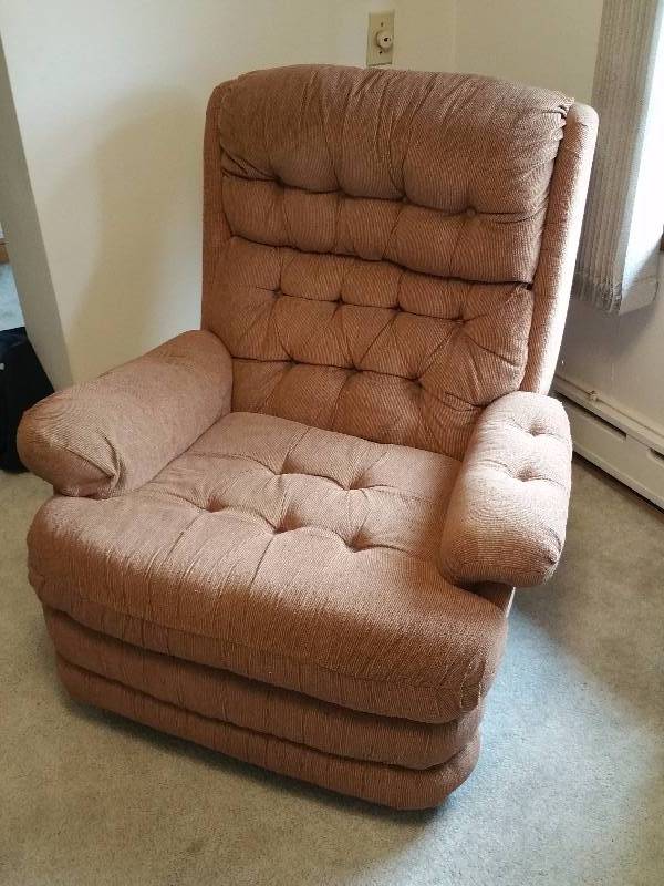 lot 22 image: Mid-Century Reclining Rocking Chair