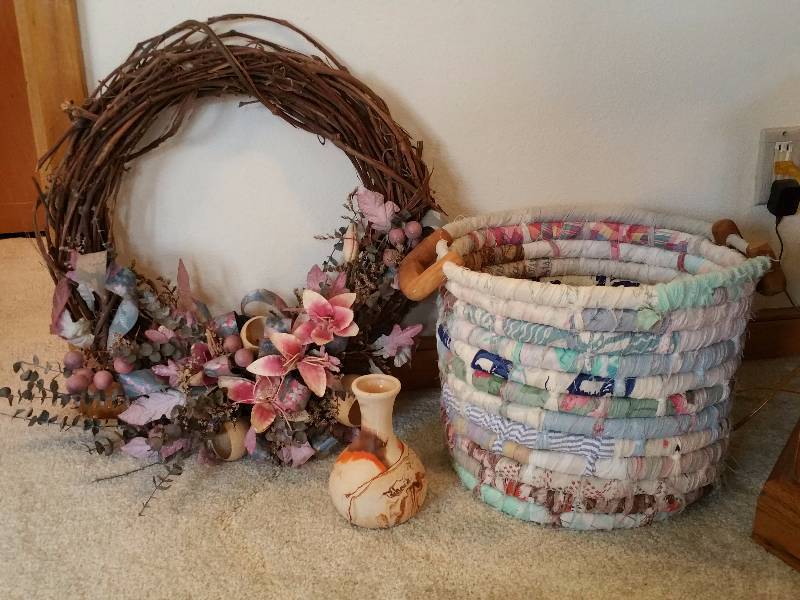 lot 26 image: Wreath, Basket, and Pottery