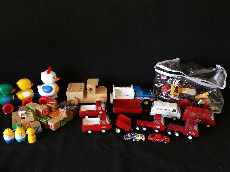 lot 206 image: Vintage Tonka Trucks, Buddy L, Blocks, Etc