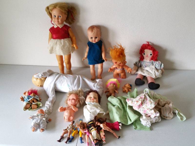 lot 234 image: 1961 Chatty Cathy Doll, Raggedy Ann, Horsman 43, He-Man Action Figures, Etc.