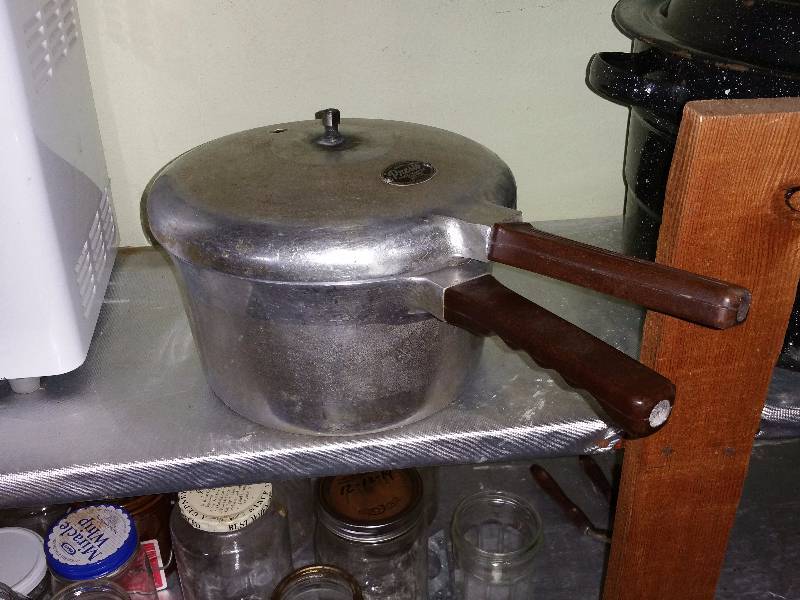 lot 241 image: Presto Pressure Cooker