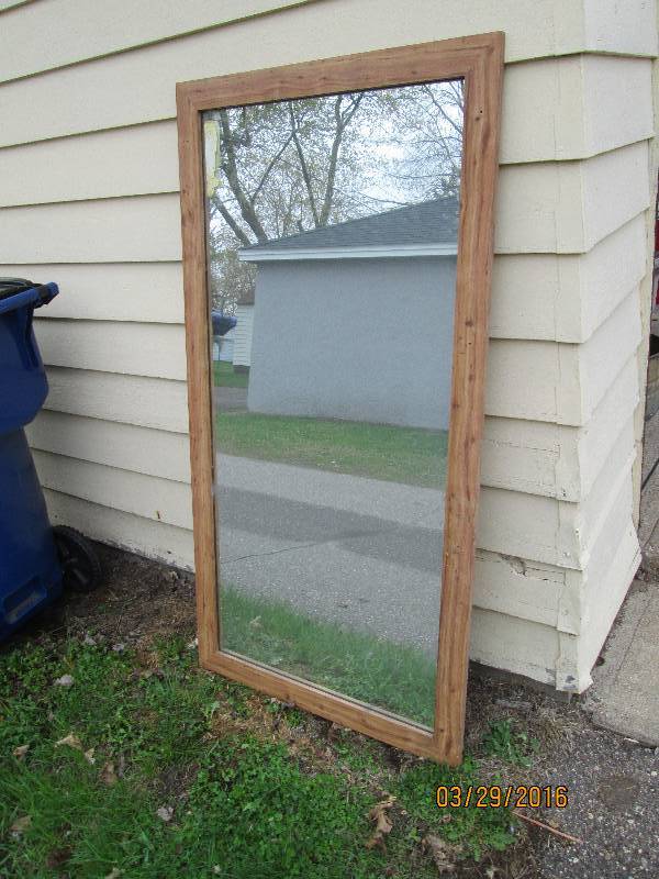 lot 127 image: Medium Barber Shop Mirror