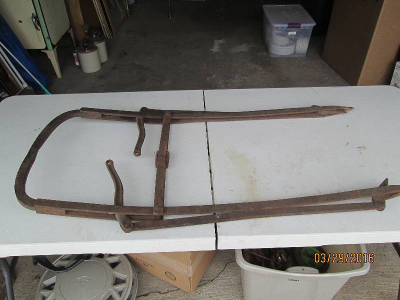 lot 153 image: Vintage Harpoon Hay Fork