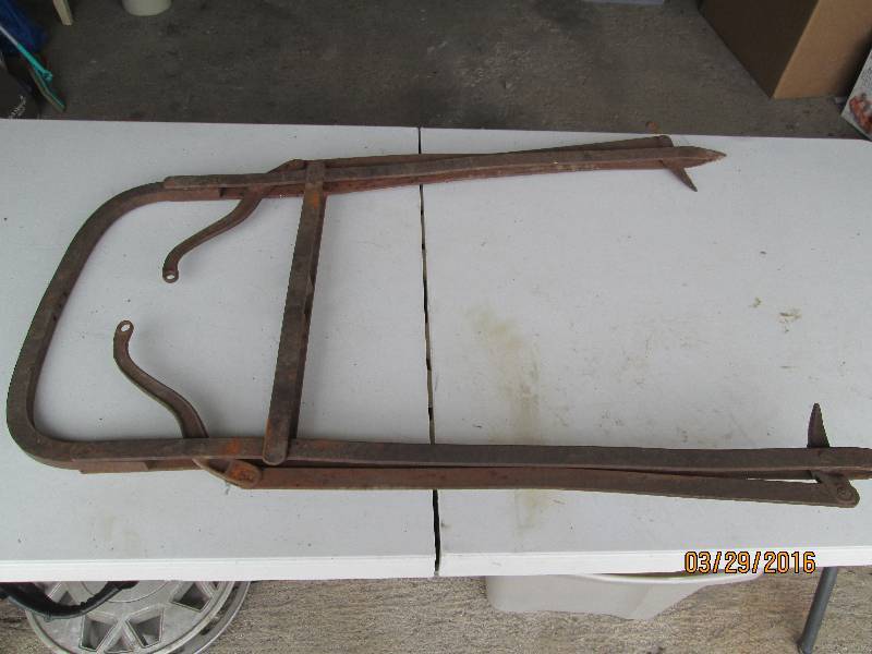 lot 154 image: Vintage Harpoon Hay Fork