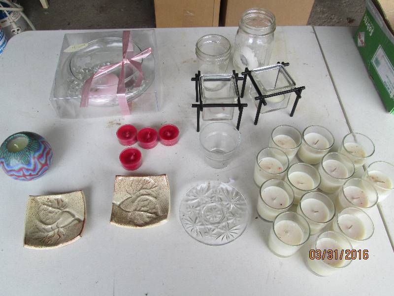 lot 263 image: Candles & Candle Holders