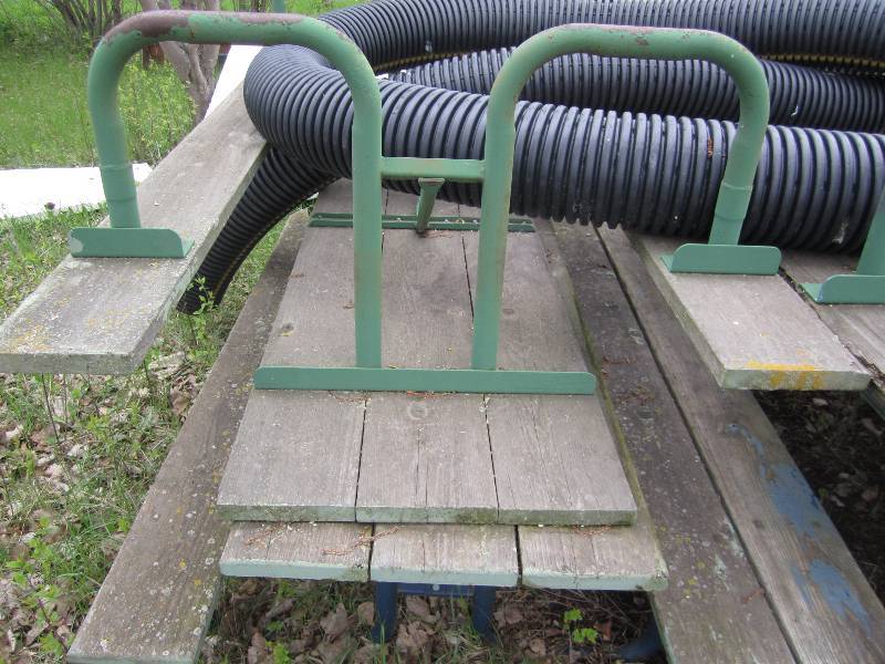 Lot of 4 picnic tables, frames made...