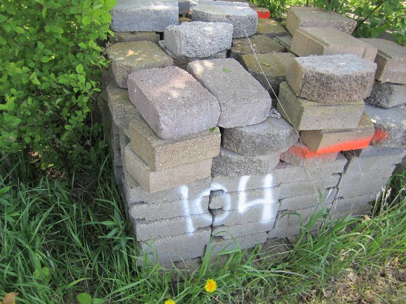 Pallet of approximately 40 rectangl...
