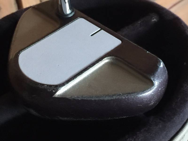 lot 29 image: Callaway GES Putter