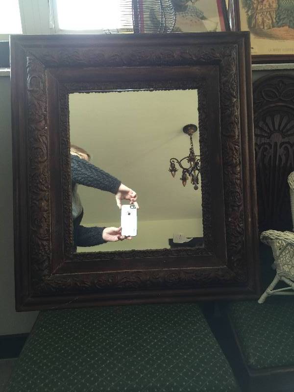 lot 53 image: Antique, Ornate framed Mirror