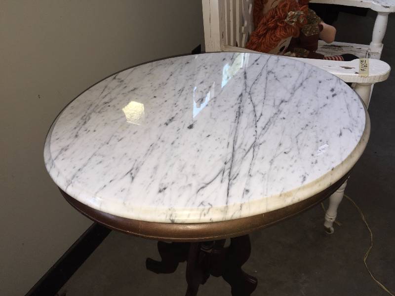 lot 85 image: Marble Topped Victorian Table with Walnut base