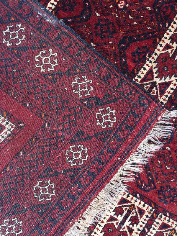 lot 114 image: Hand tied Afghani Carpet, 7 x 10 Aprox