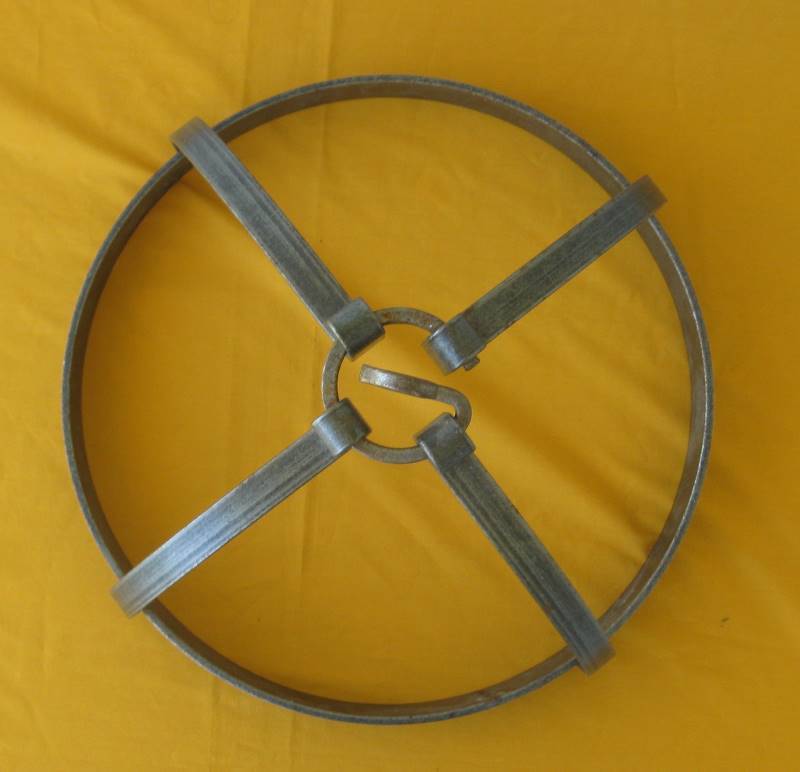 lot 36 image: Heavy, Cast Iron, Pot Rack  Holder Ring