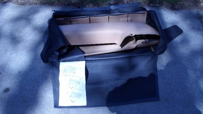 lot 24 image: Convertible Hard Shell Boot Cover