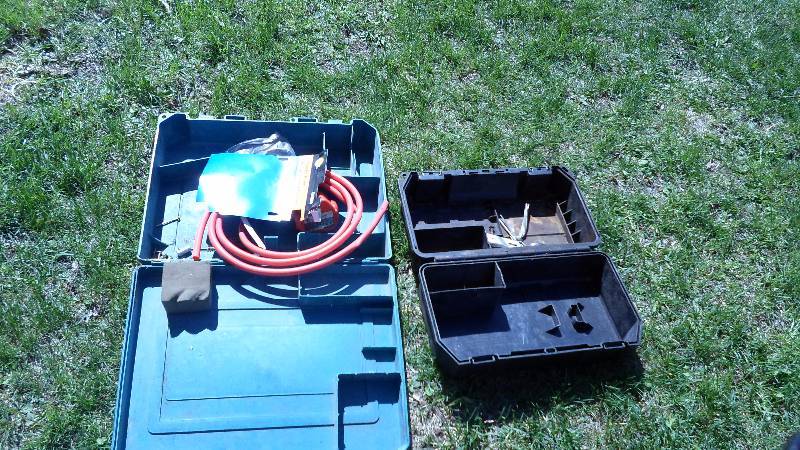 lot 49 image: Dewalt and Makita Cases