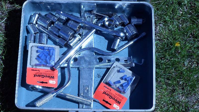 lot 50 image: Suit case filled with Socket Set