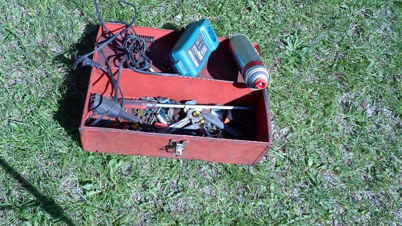 lot 51 image: Toolbox