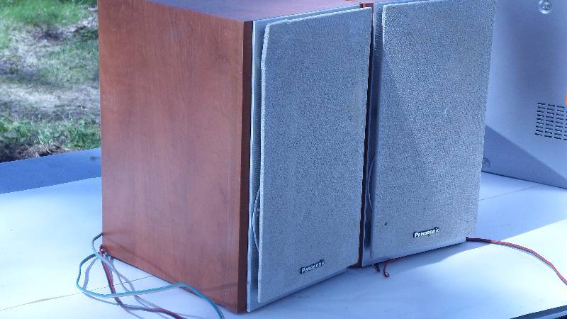 lot 61 image: Panasonic Stereo