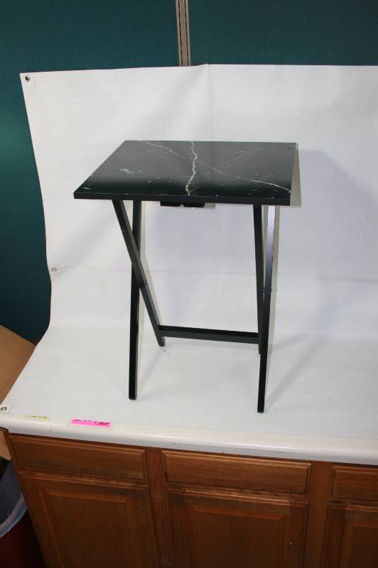 Set of 4 tv trays