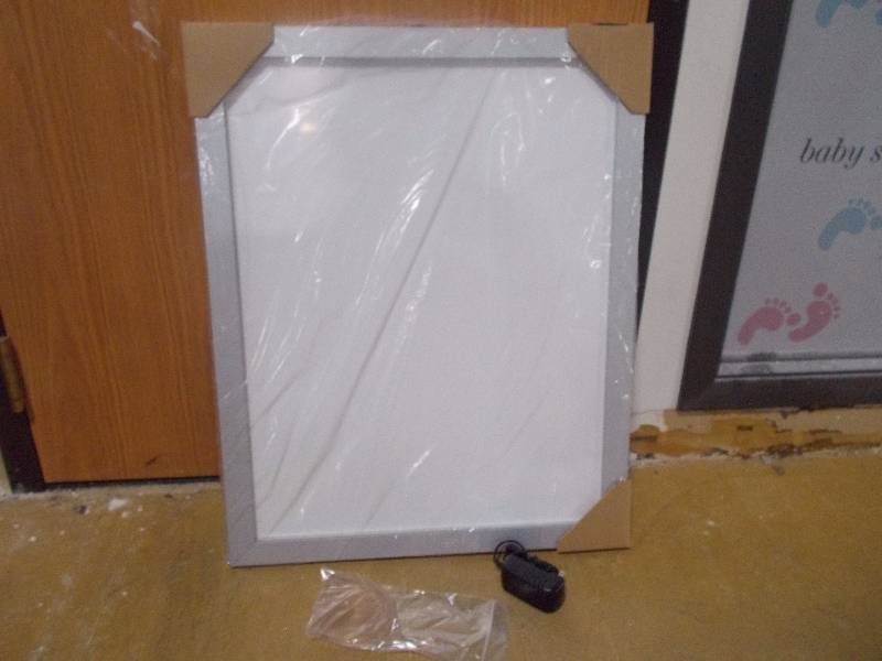 Hanging Light Box