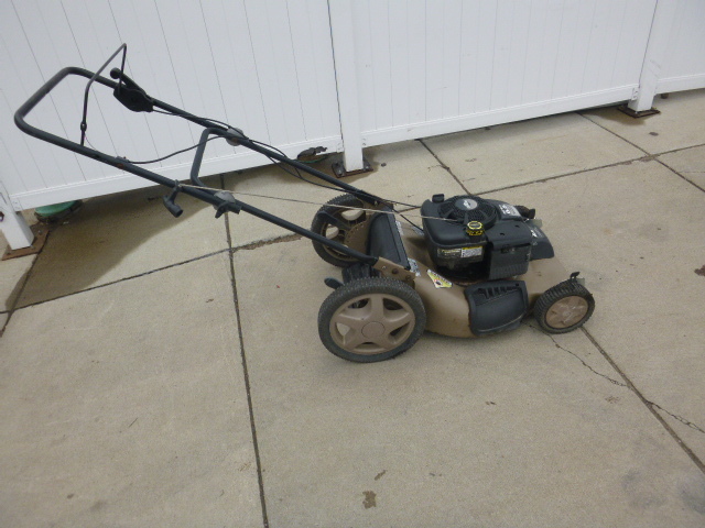 lot 9 image: Craftsman High Wheel Gear Drive Lawn Mower