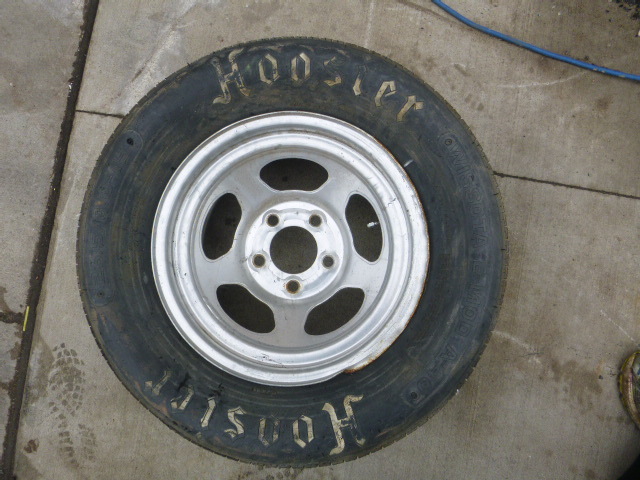 lot 19 image: Hoosier Tire with Rim