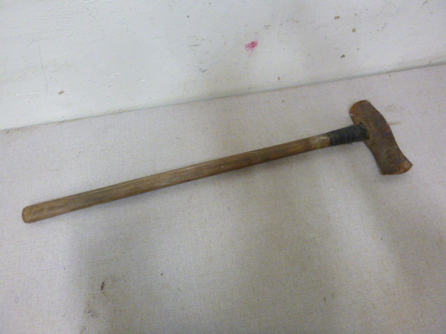 lot 75 image: Splitting Maul