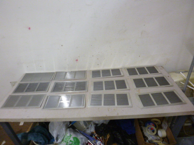 lot 99 image: 12 Soffit Louvers