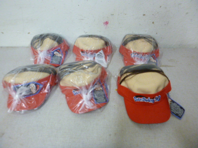lot 135 image: 18 Over Combing Caps
