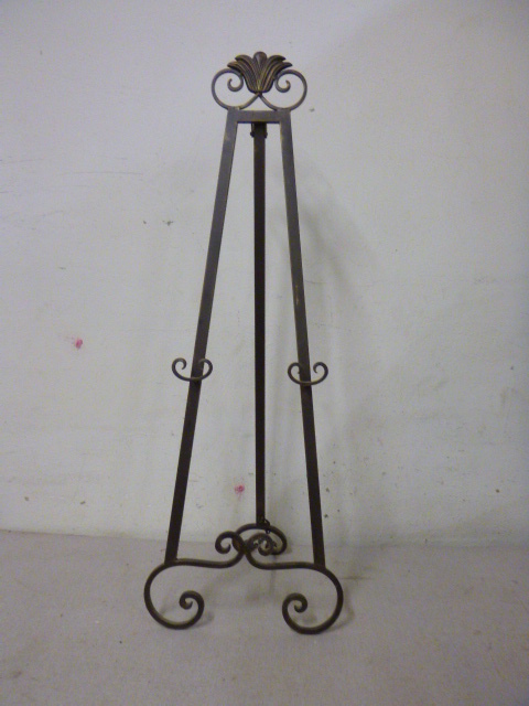 lot 149 image: Picture Easel