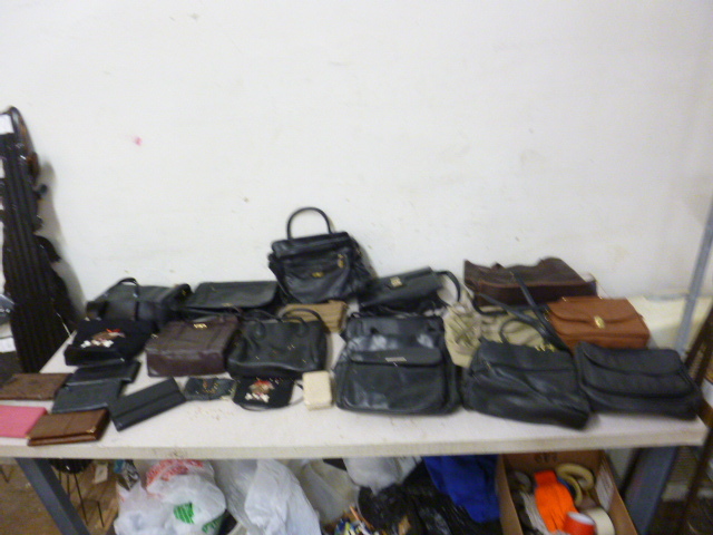 lot 172 image: Miscellaneous Purses