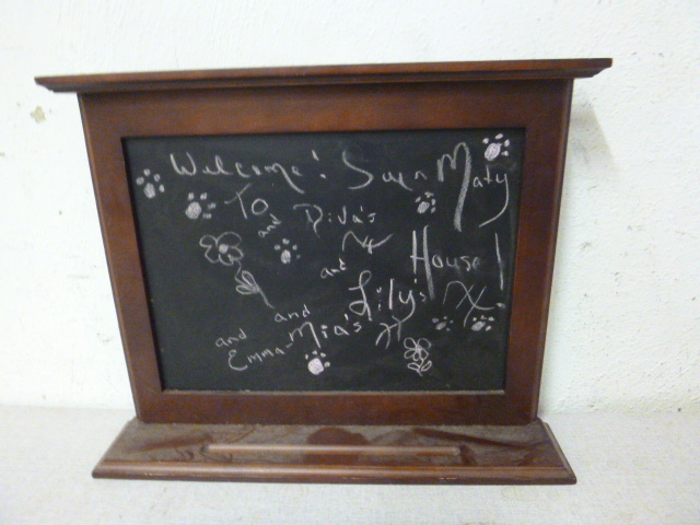 lot 190 image: Desk Top Chalk Board