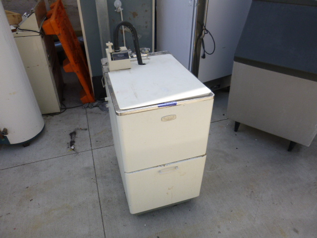 lot 195 image: Whirlpool Water Suds-Miser System