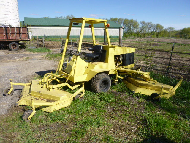 lot 1 image: Hydro-Power 180 Mower