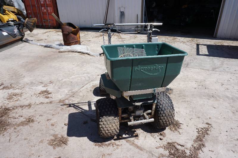 Permagreen Magnum Ride on Fertilizer Spreader/Sprayer | Landscape and