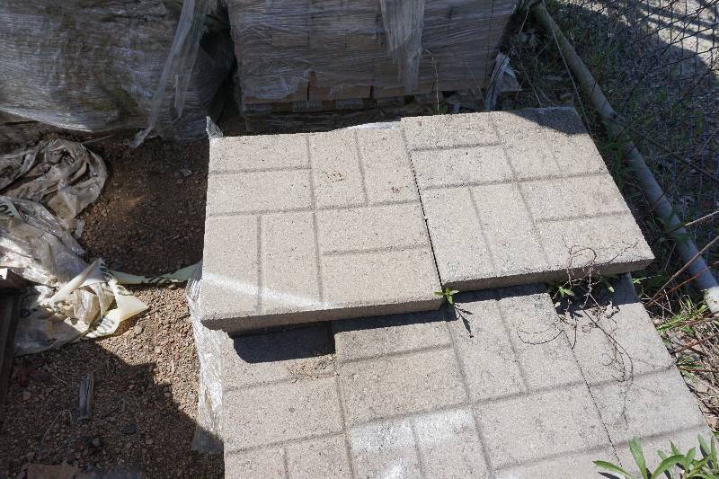 lot 35 image: Partial Pallet of 18 x 18 Brick Pattern Concrete Pavers