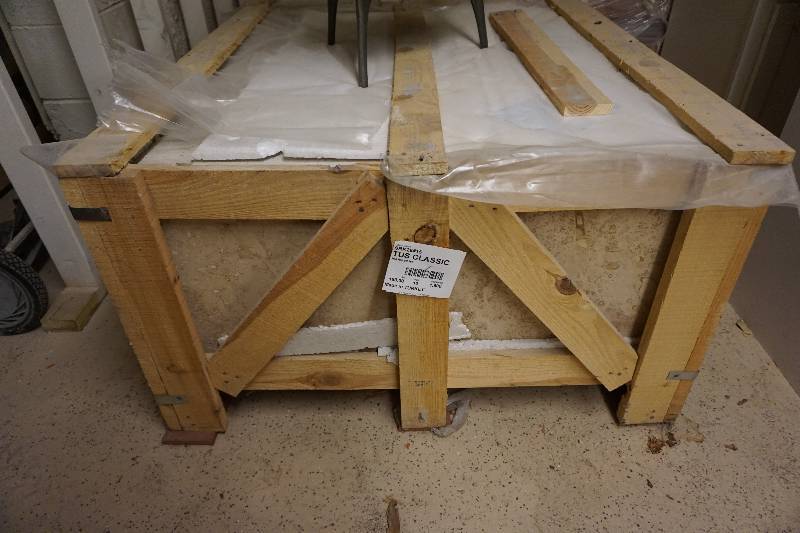 lot 7 image: 1 Pallet  150 pcs Travertine Tuscany Classic WallFloor Tile