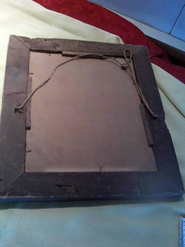 ANTIQUE PICTURE FRAME