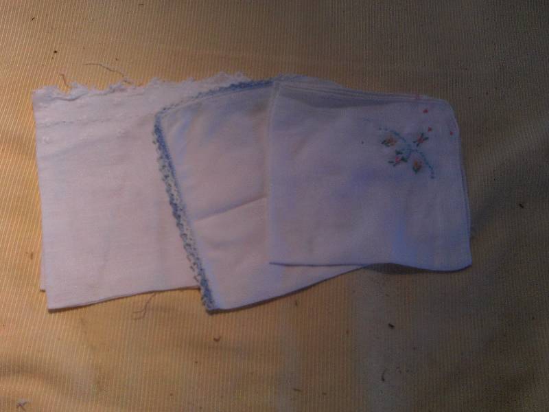 3 VINTAGE WOMENS HANKIES