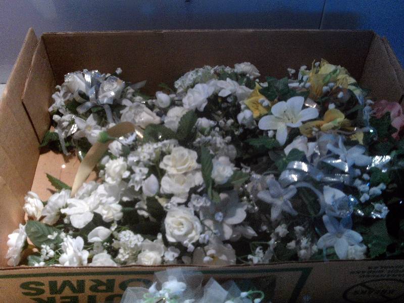 FLOWER PIECES FOR A CAKE