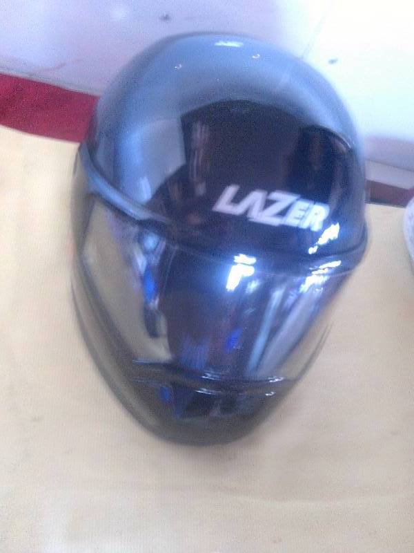 LAZOR MOTOR CYCLE HELMET