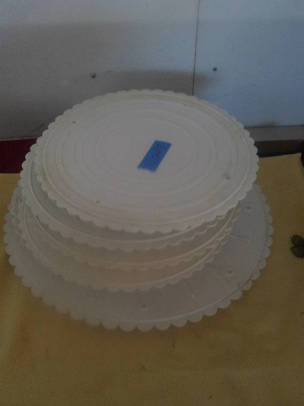 ROUNDS FOR CAKES