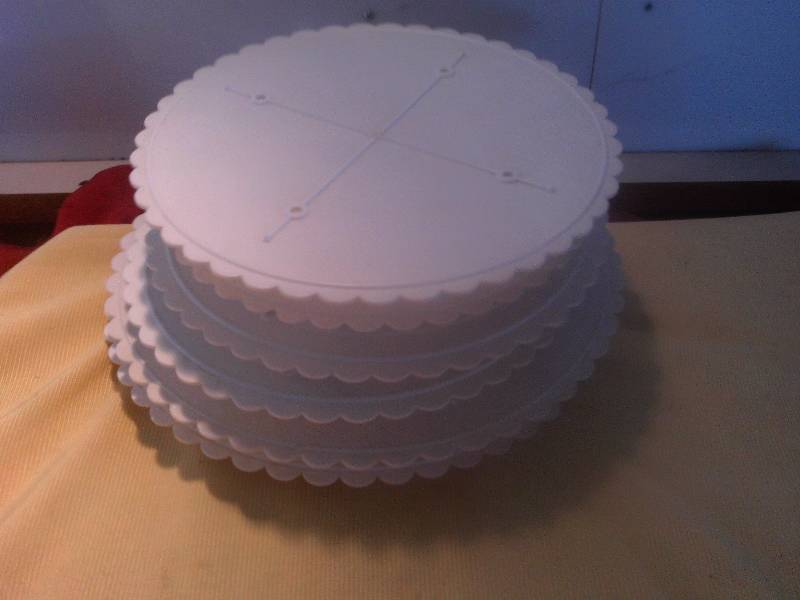CAKE ROUNDS