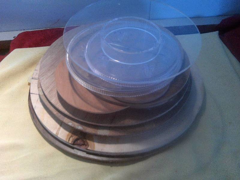 WOODEN CAKE ROUND