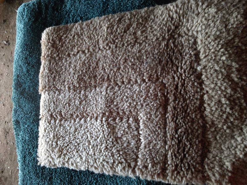 2 FUZZY RUGS