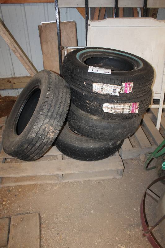 lot 14 image: Pallet Lot of P20575R15 Tires