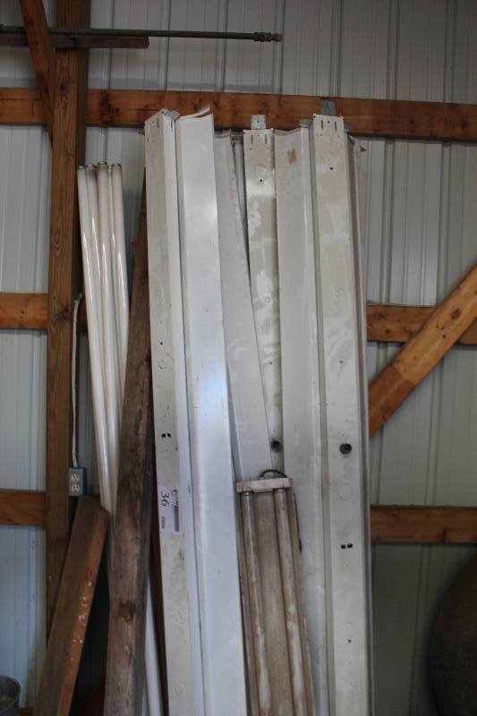 lot 36 image: Lot of 8 Light Fixtures Approx count 10