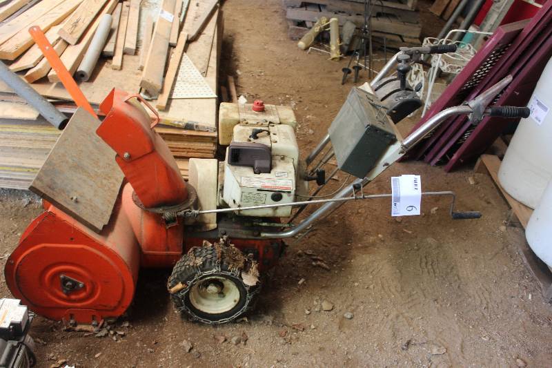 lot 9 image: Ariens Snowblower