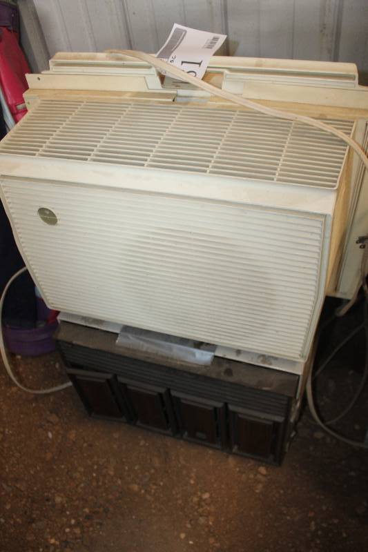 lot 81 image: Lot of (2) AC units