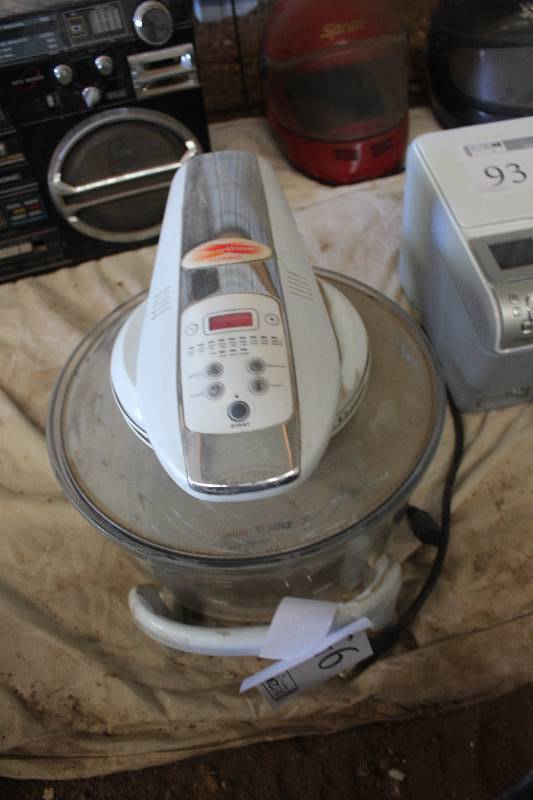 lot 95 image: Flavorwave Turbo Convection Oven