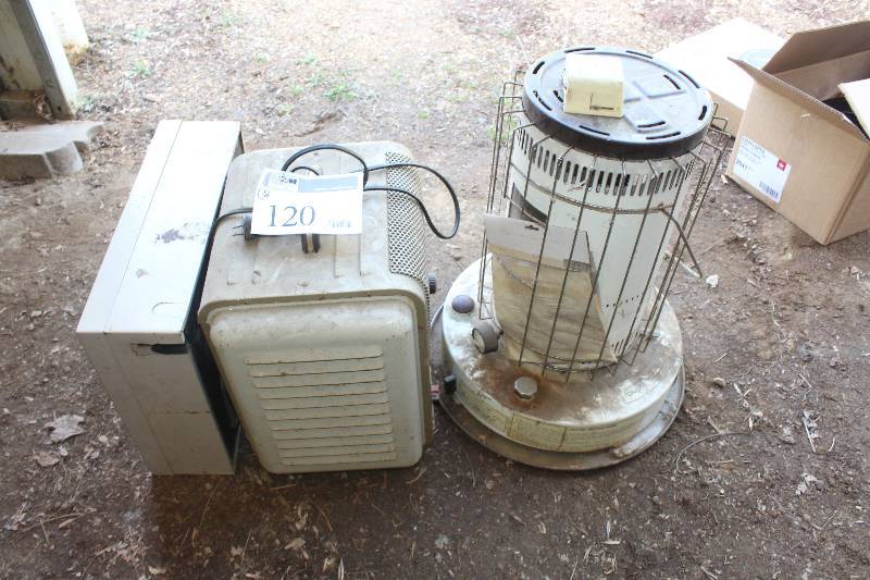 lot 120 image: Lot of (3) ElectricKerosene Space Heaters